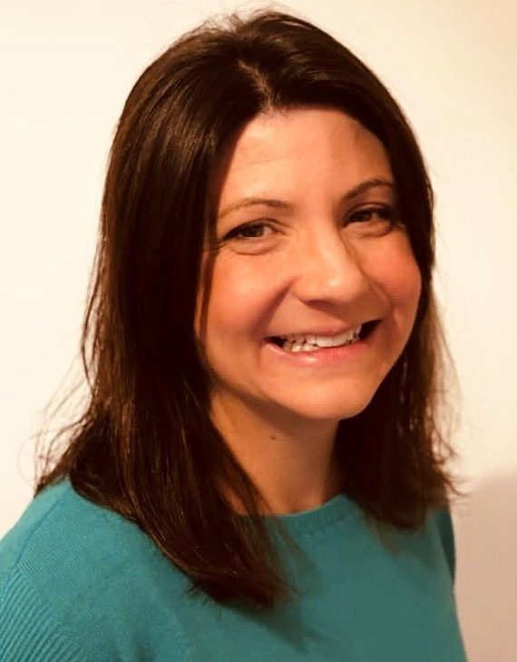 Photo of Dr Helen Benghiat