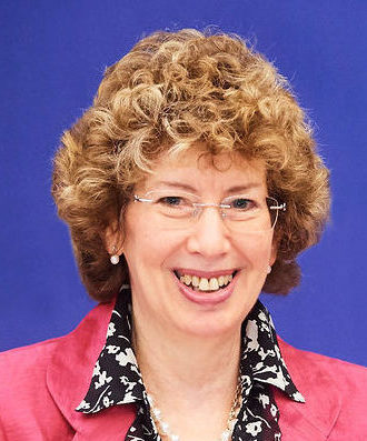 Photo of Mrs Kathy Oliver